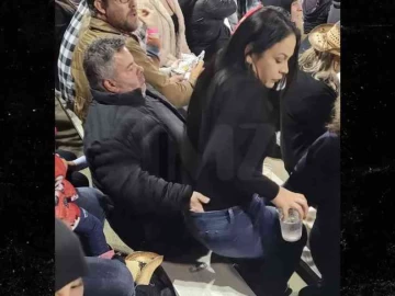 '90 Day Fiancé' Big Ed Puts Hand Down Fiancée Liz's Pants at Rodeo